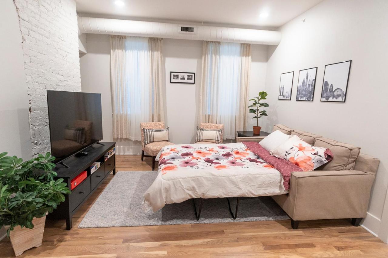 Spacious 2 Bed 2 Bath Downtown Otr Condo Minutes Walk To The Reds Bengals Stadium & More! Цинциннати Экстерьер фото
