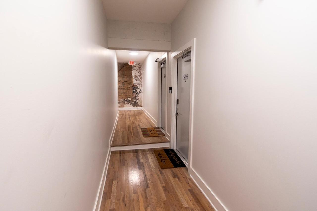 Spacious 2 Bed 2 Bath Downtown Otr Condo Minutes Walk To The Reds Bengals Stadium & More! Цинциннати Экстерьер фото